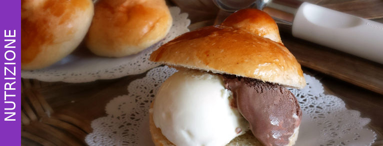 Brioches con gelato per contrastare la calda estate